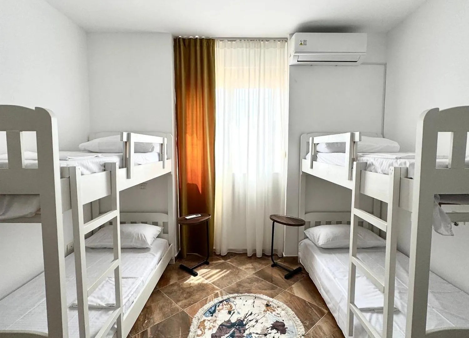 5 New Central Comfy Apartments ドゥラス