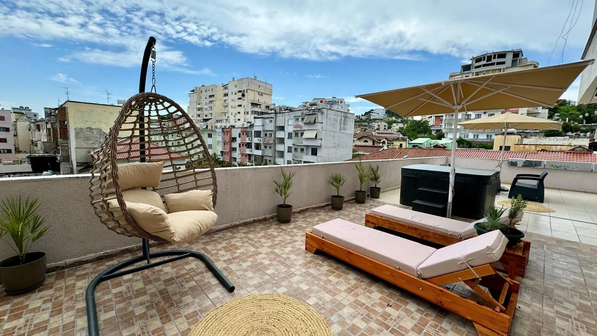 דורס 5 New Central Comfy Apartments אלבניה