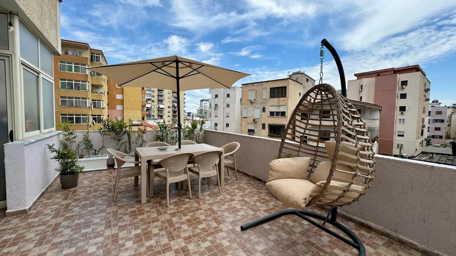 דורס 5 New Central Comfy Apartments אלבניה